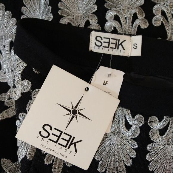 MA LF Seek The Label Designer Black Embroidered High Waist Mini Skirt NWT S - Picture 4 of 7